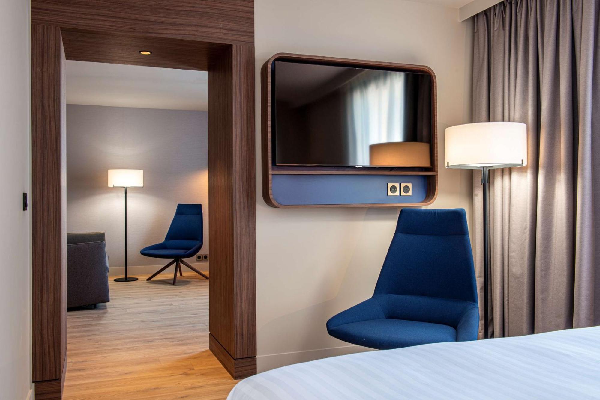 เรดิสัน บลู โฮเทล รูอ็อง ซองทร์ Hotel รูออง ภายนอก รูปภาพ