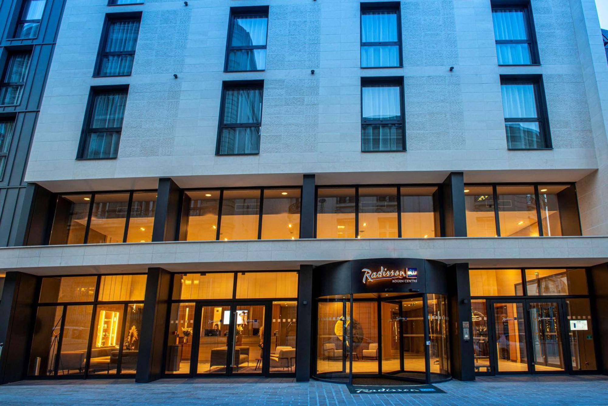 เรดิสัน บลู โฮเทล รูอ็อง ซองทร์ Hotel รูออง ภายนอก รูปภาพ