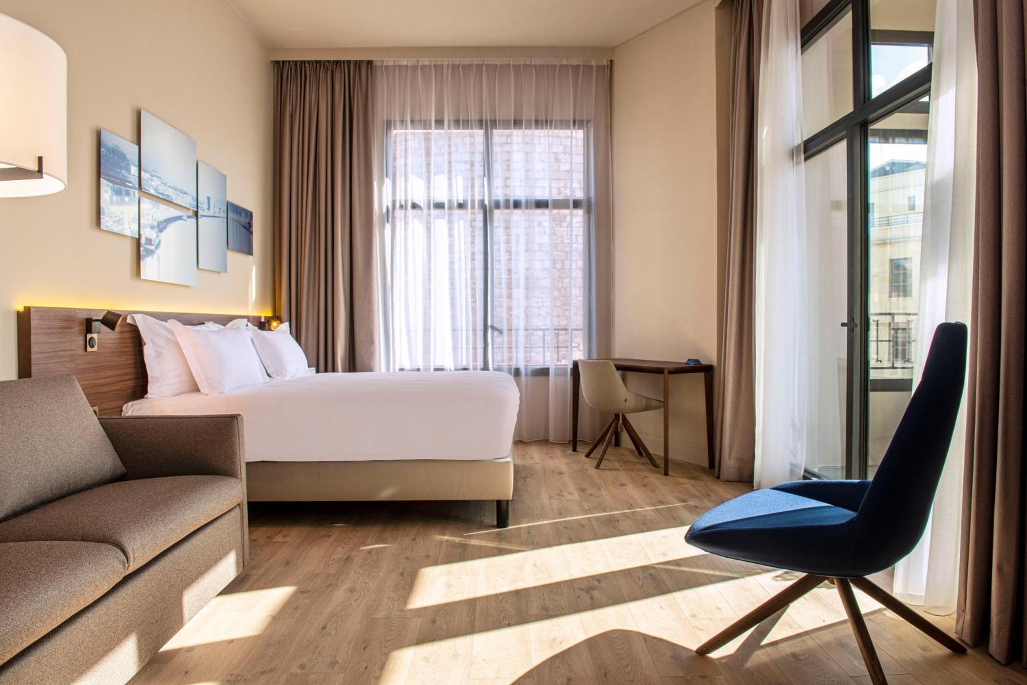 เรดิสัน บลู โฮเทล รูอ็อง ซองทร์ Hotel รูออง ภายนอก รูปภาพ